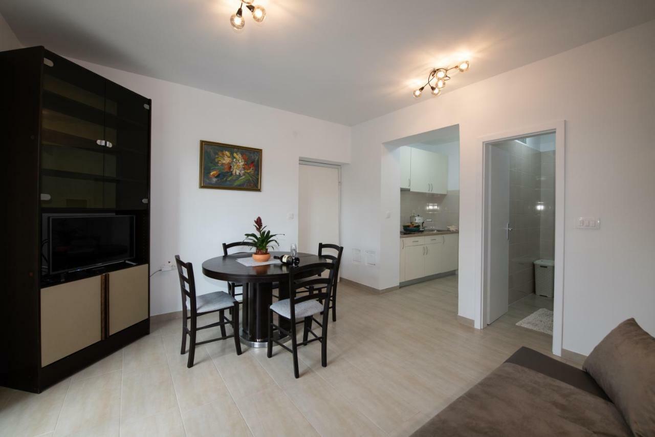 Apartments Stella Опатия Екстериор снимка
